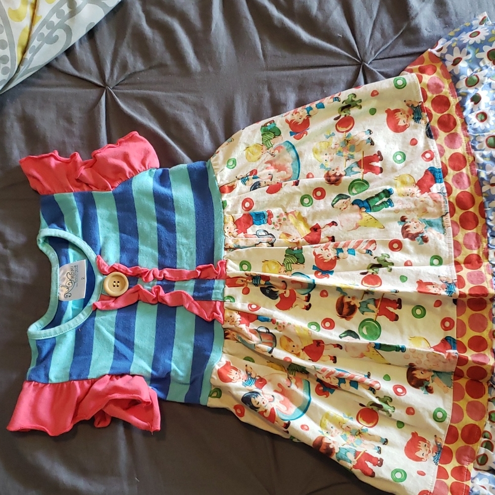 Size 2 Momi Boutique dress